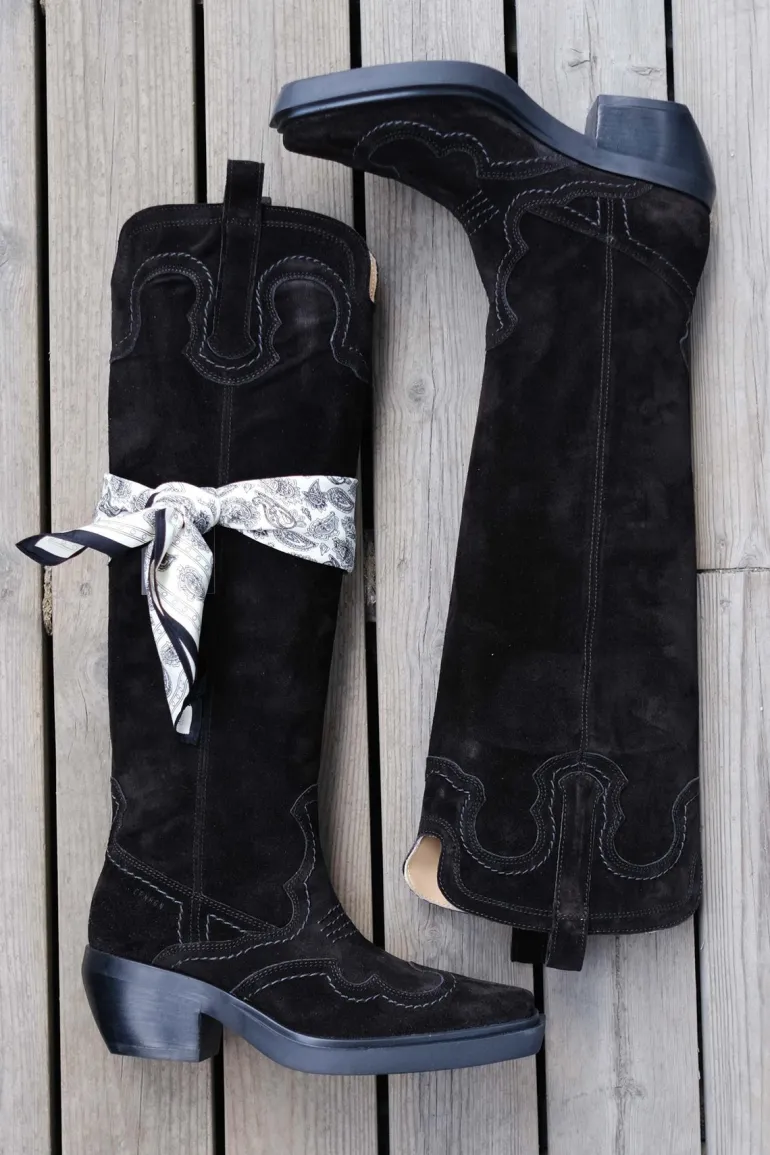 CPH286 Suede Black