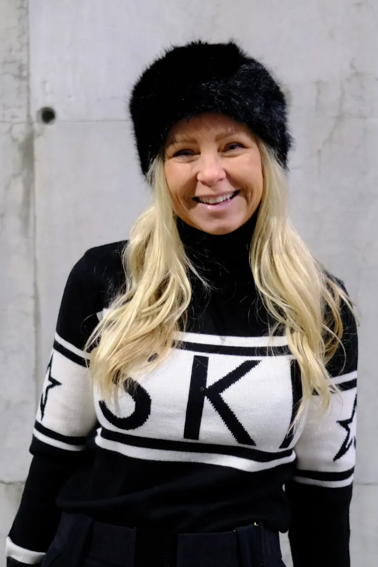 Fuskepels Pannebånd Bred Sort