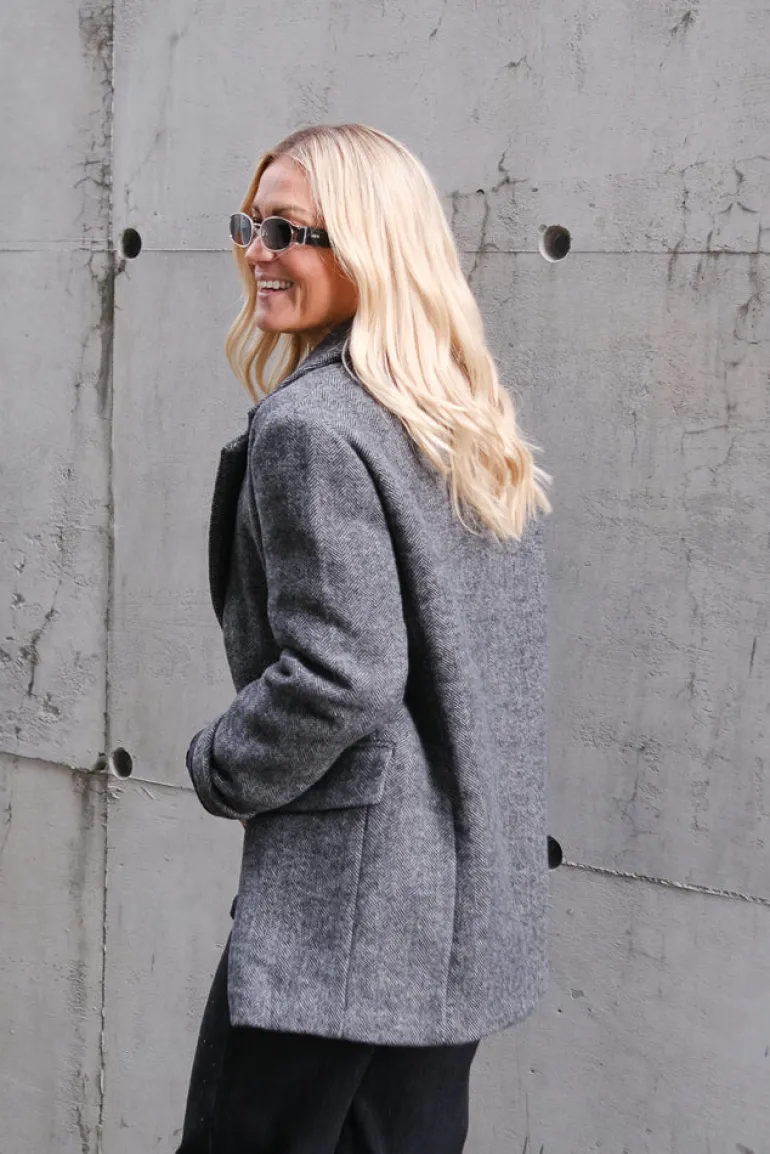 Sawyer Herringbone Blazer