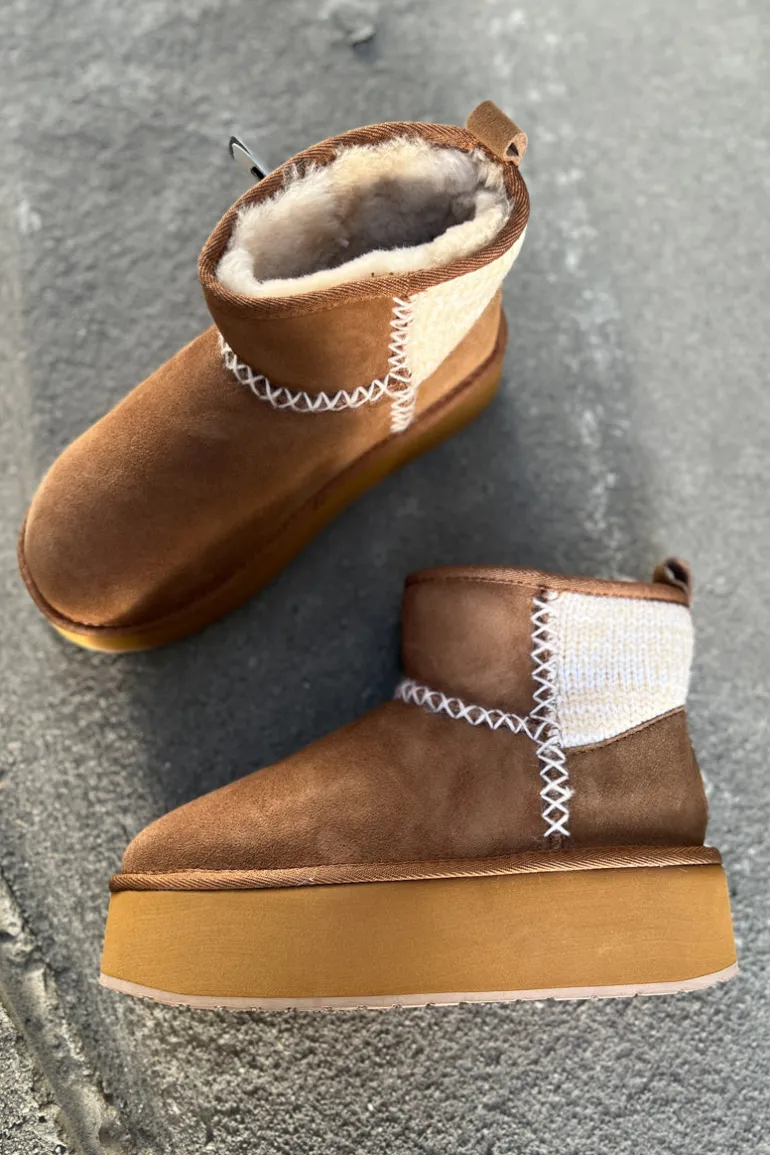 Stinger Knit Platform Chestnut