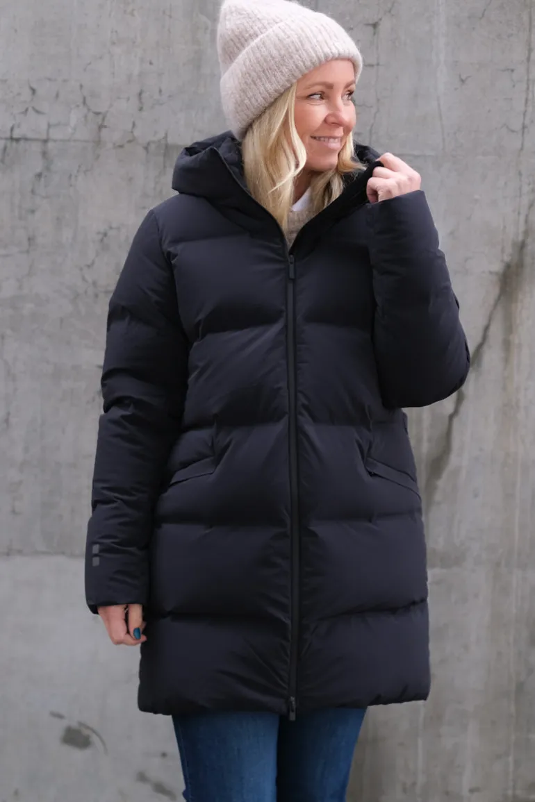 Thundra Down Parka Black