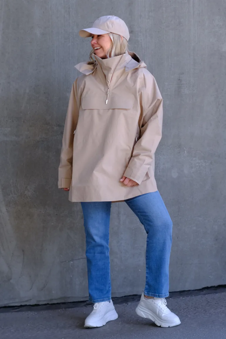 Voss Poncho Beige